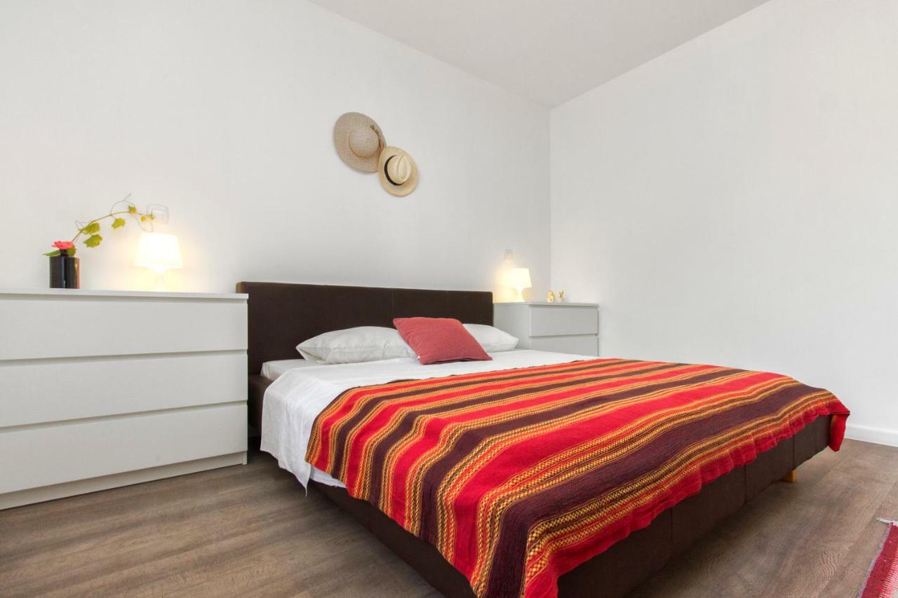 Apartmani Olivette Sibenik Exterior photo